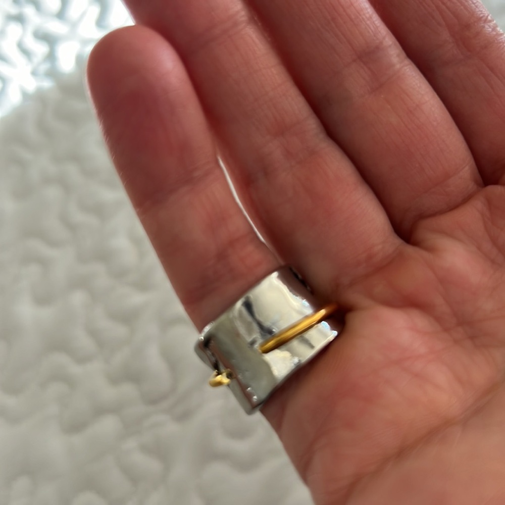 Ring - Picture 3 of 7